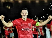 问鼎国际-漠南鲸鲨队鏖战齐鲁黑豹队，足球公开赛失利，核心复出即建功。中场绞杀压制对手的简单介绍