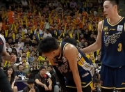 问鼎娱乐-关于赛地聚焦——CBA常规赛清晨热度飙升；广东宏远状态回暖；媒体盛赞；团队化学反应显著的信息